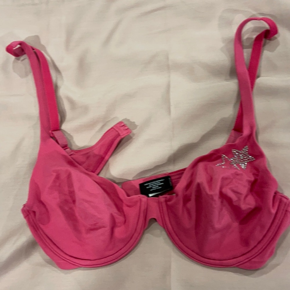 Victoria’s Secret bra size 36B